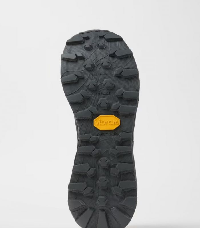 Compra online Zapatillas NNormal Tomir 2.0 Hombre Black en oferta al mejor precio