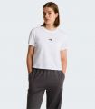 Compra online Camiseta The Norh Face Recta Essential Cutie Mujer TNF White en oferta al mejor precio