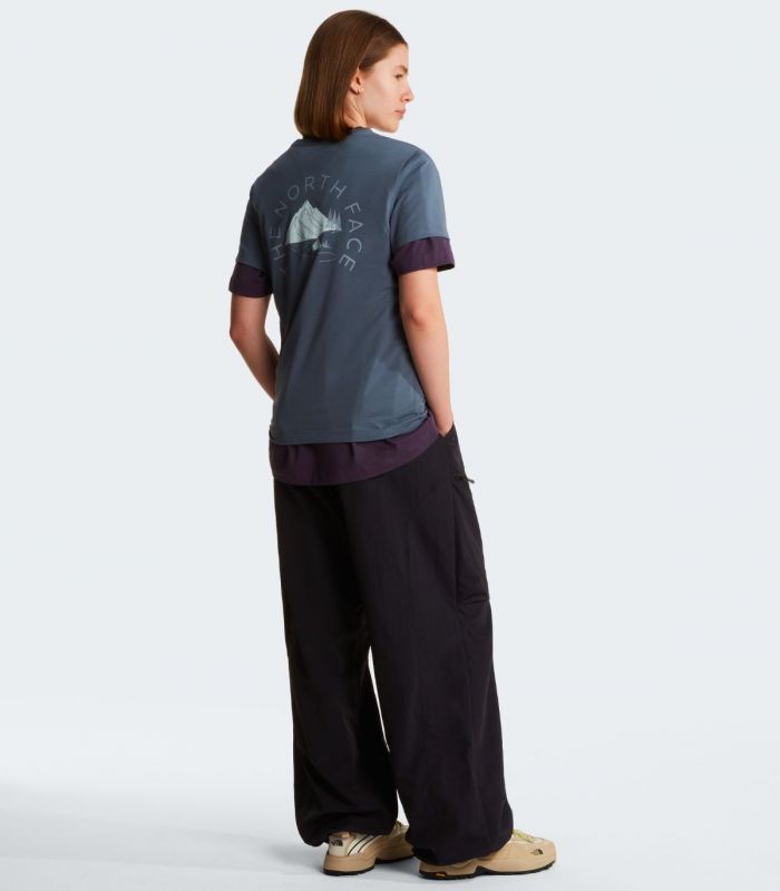 Compra online Camiseta The North Face Monte Regular Short Sleeve Tee Graphic Mujer Granite Grey en oferta al mejor precio