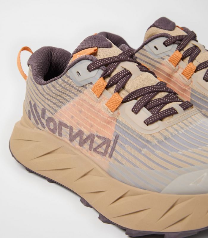 Compra online Zapatillas NNormal Cadí Hombre Beige en oferta al mejor precio