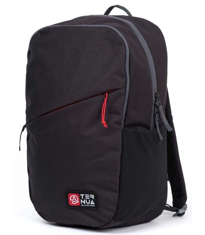 Compra online Mochila Ternua Red Bay 25 Black en oferta al mejor precio