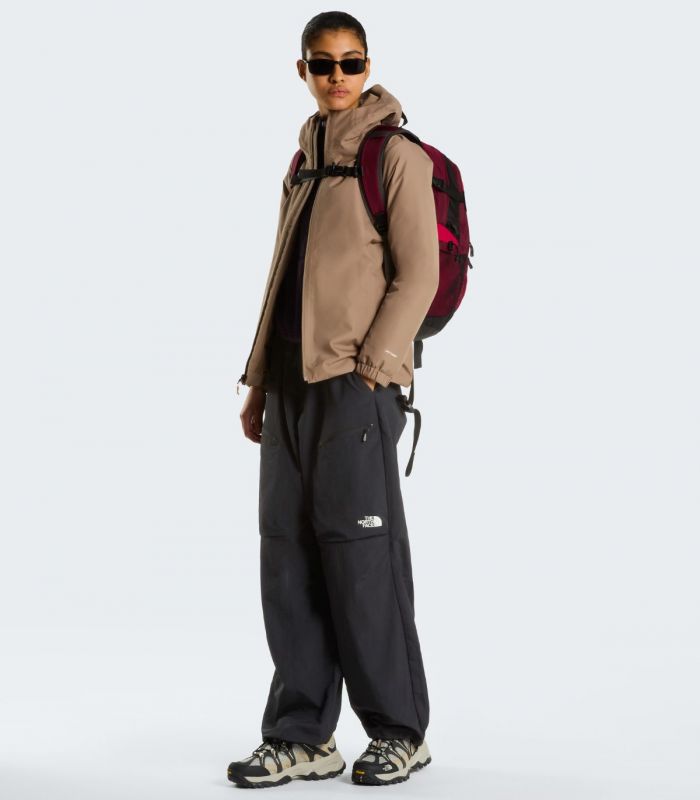Compra online Chaqueta The North Face DryVent™ Quest Mujer Garnet en oferta al mejor precio