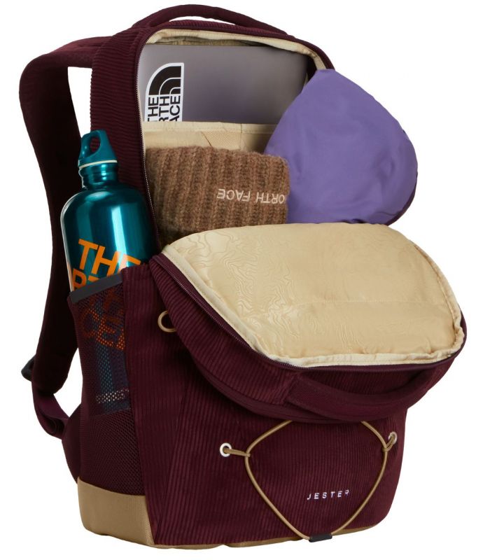 Compra online Mochila The North Face Jester Pro Deep Burgundy en oferta al mejor precio