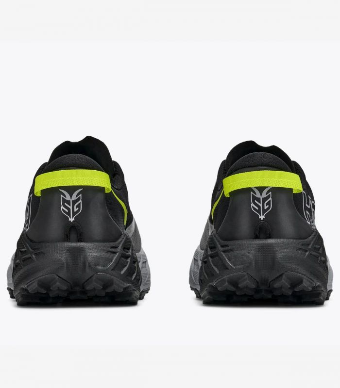 Compra online Zapatillas Hoka Speedgoat 7 Hombre Black Stellar en oferta al mejor precio