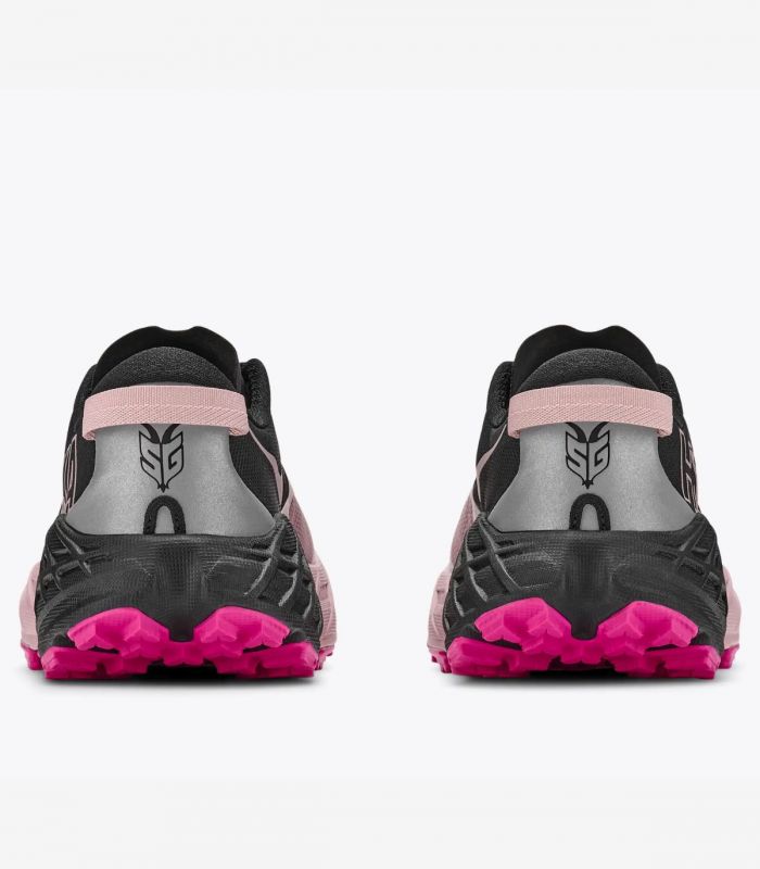Compra online Zapatillas Hoka Speedgoat 7 Mujer Black Pink Opal en oferta al mejor precio