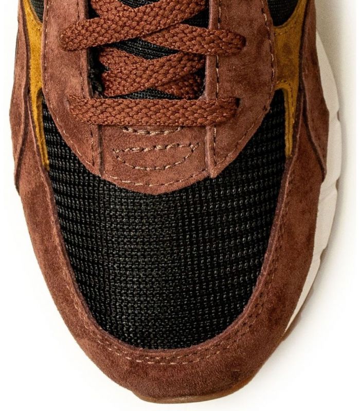 Compra online Zapatillas Saucony Shadow 6000 Hombre Brown Black en oferta al mejor precio