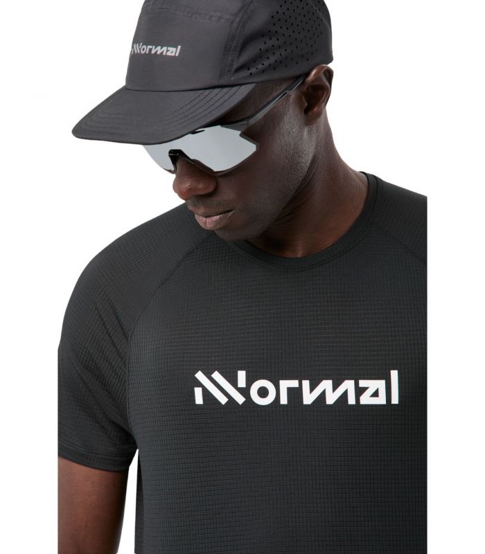 Compra online Camiseta NNormal Race Hombre Negro en oferta al mejor precio