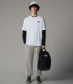 Compra online Camiseta The North Face S/S Essential Oversize Hombre TNF White en oferta al mejor precio