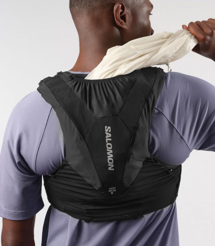 Compra online Mochila Salomon Adv Skin 5 Black en oferta al mejor precio