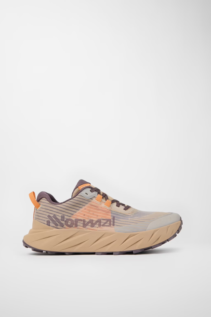 Zapatillas de trail running Cadí beige para hombre: Upper técnico resistente | Amortiguación suave y reactiva | Tracción Vibram® Megagrip